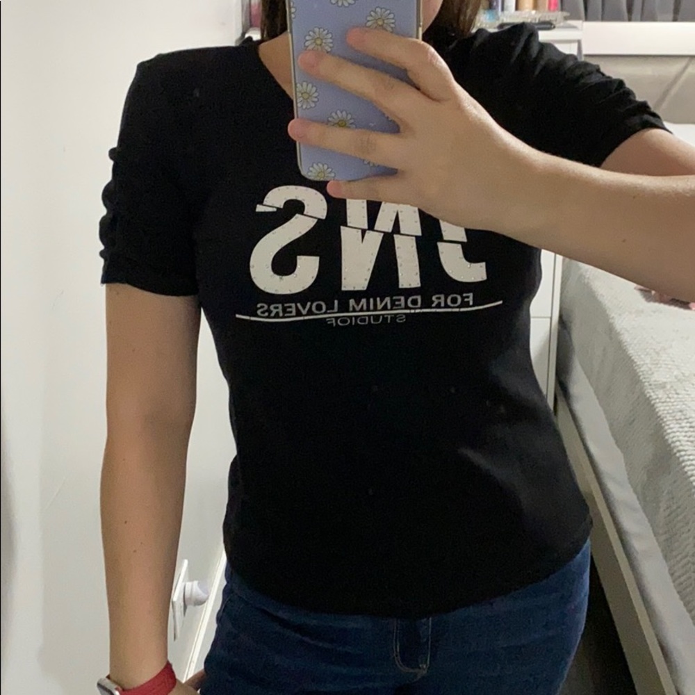 Tee